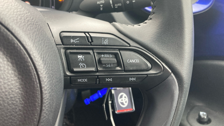 Toyota Aygo X 1.0 VVT-i Edge 5dr Petrol Hatchback